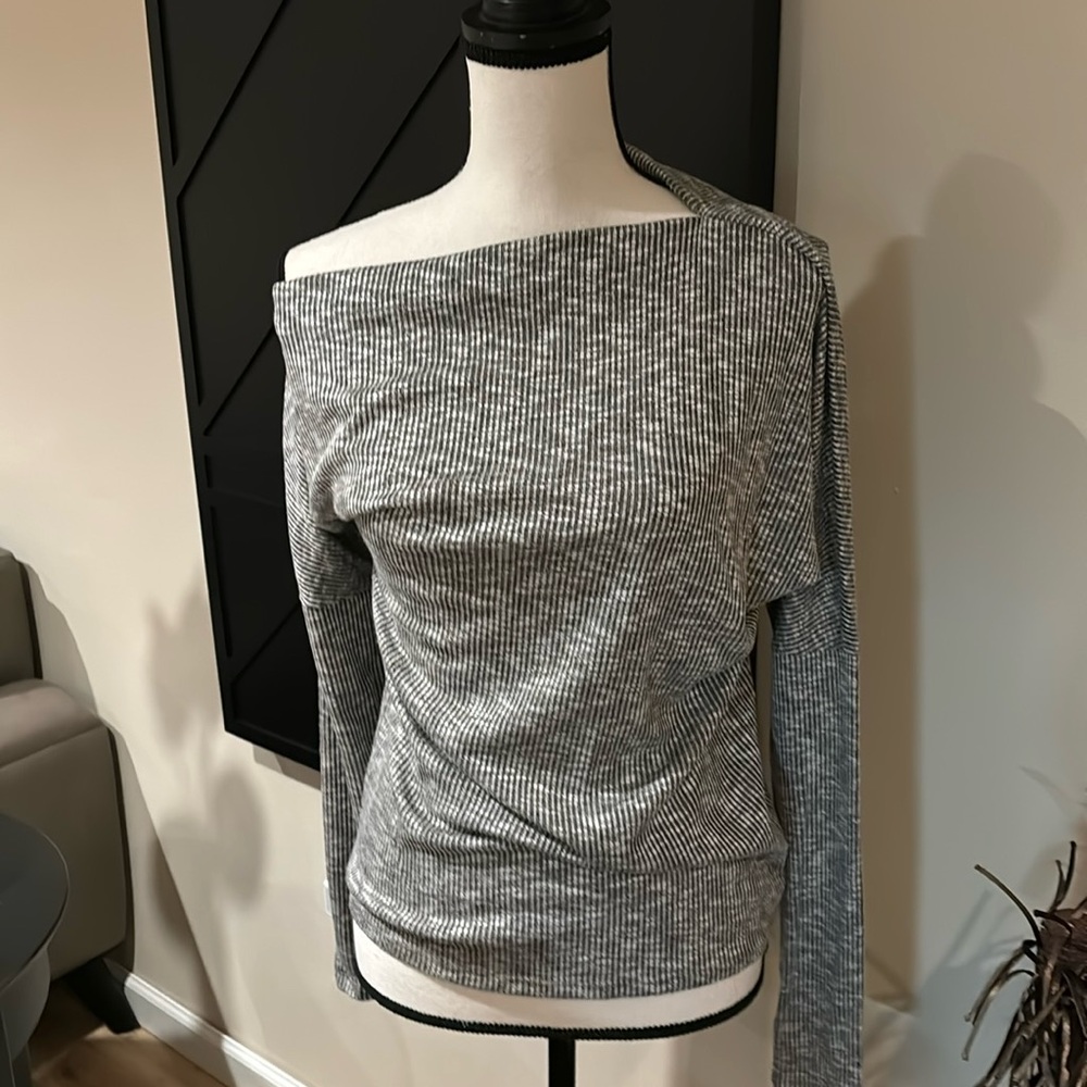 Off shoulder top